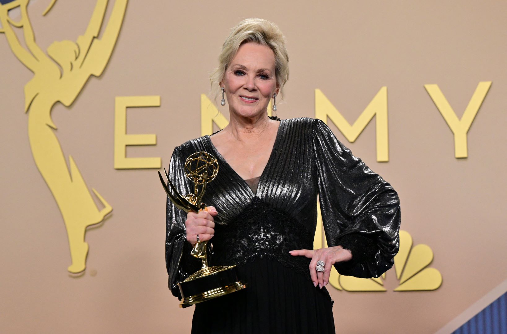 جين سمارت Jean Smart في حفل توزيع جوائز إيمي 2026 -مصدر الصورة: Frederic J. Brown / AFP