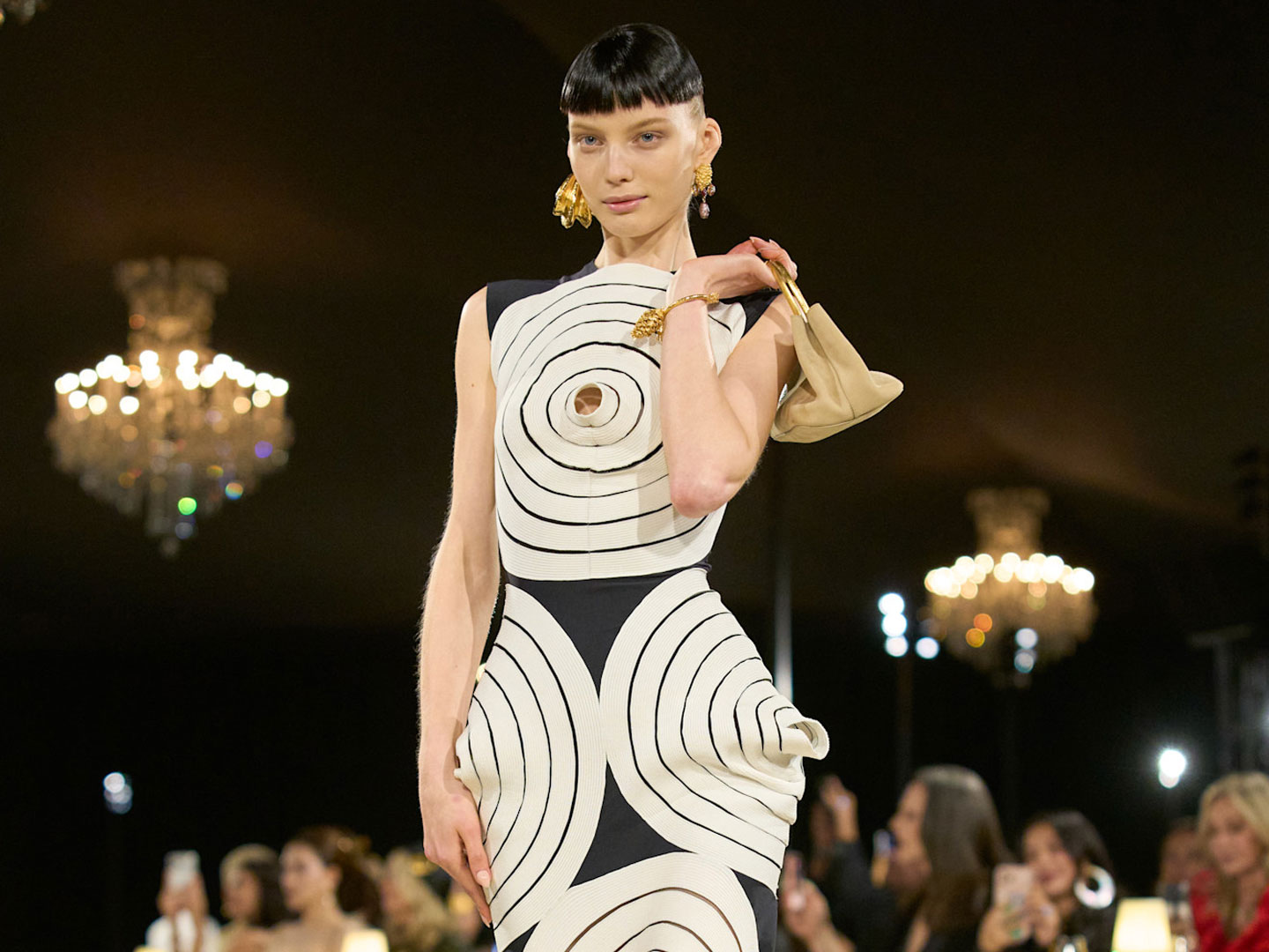 سكياباريللي  Schiaparelli ربيع وصيف 2027 - مصدر الصورة Launchmetrics/Spotlight ©