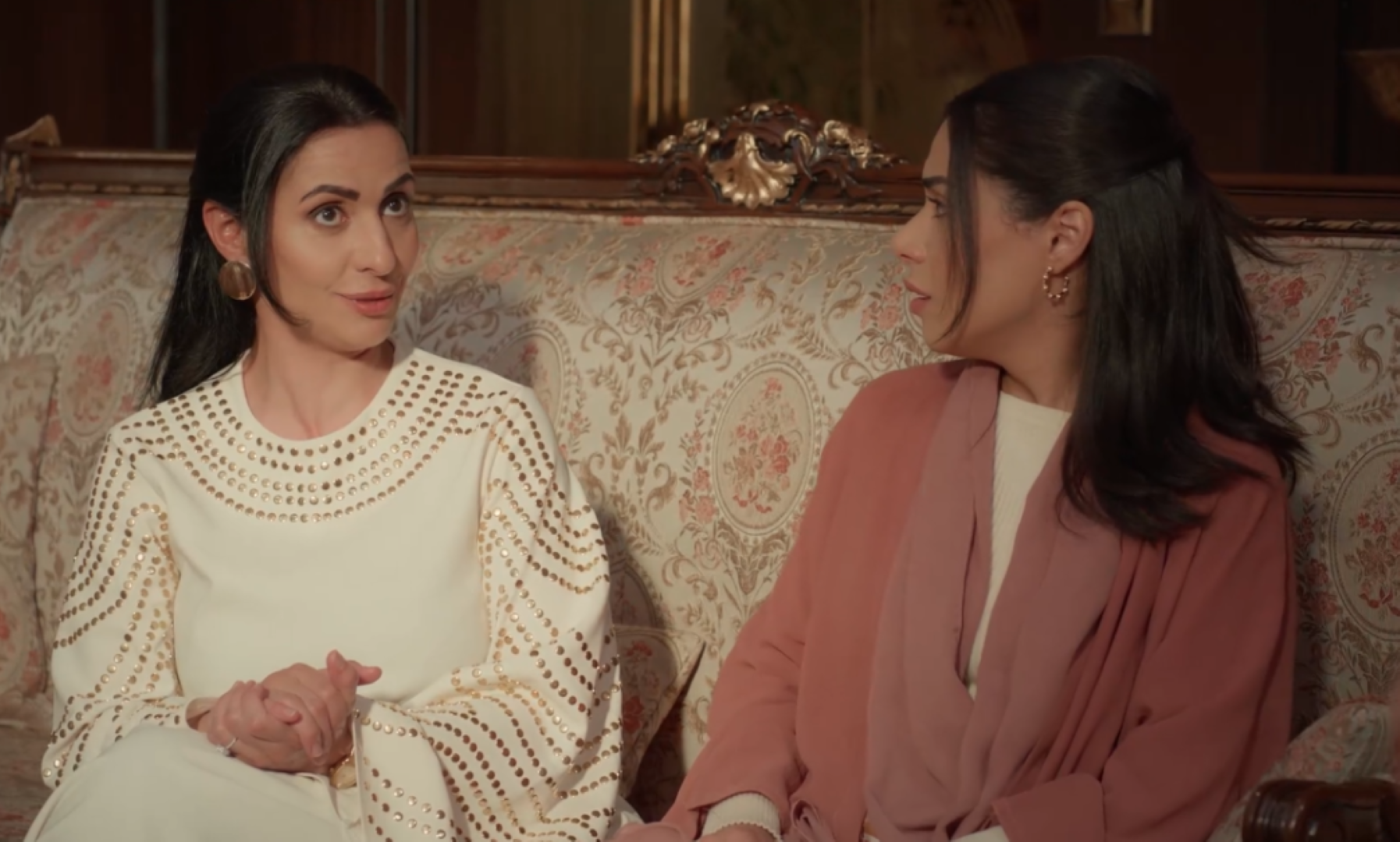 مسلسل أحلى نصيب- الصورة سكرين شوت من الحلقة 10