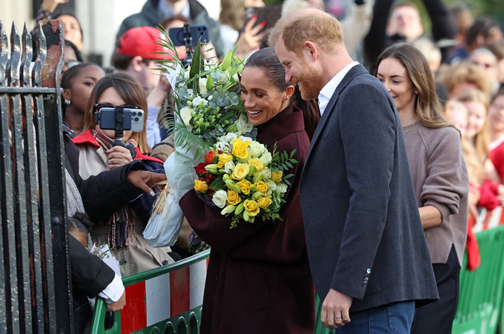 الأمير هاري وميغان في نوتنغهام، وسط إنجلترا (Prince Harry and Meghan in Nottingham, central England). مصدر الصورة: DARREN STAPLES / AFP