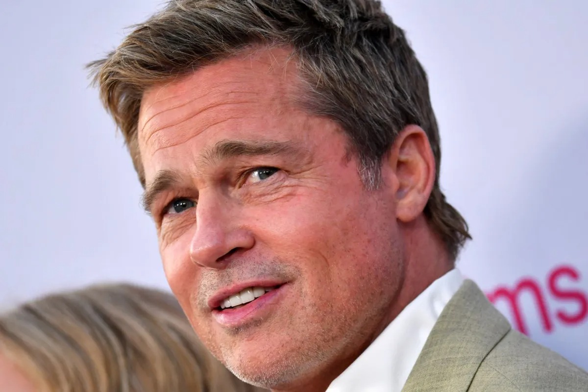 براد بيت في هوليوود، كاليفورنيا (Brad Pitt in Hollywood, California). مصدر الصورة: VALERIE MACON / AFP