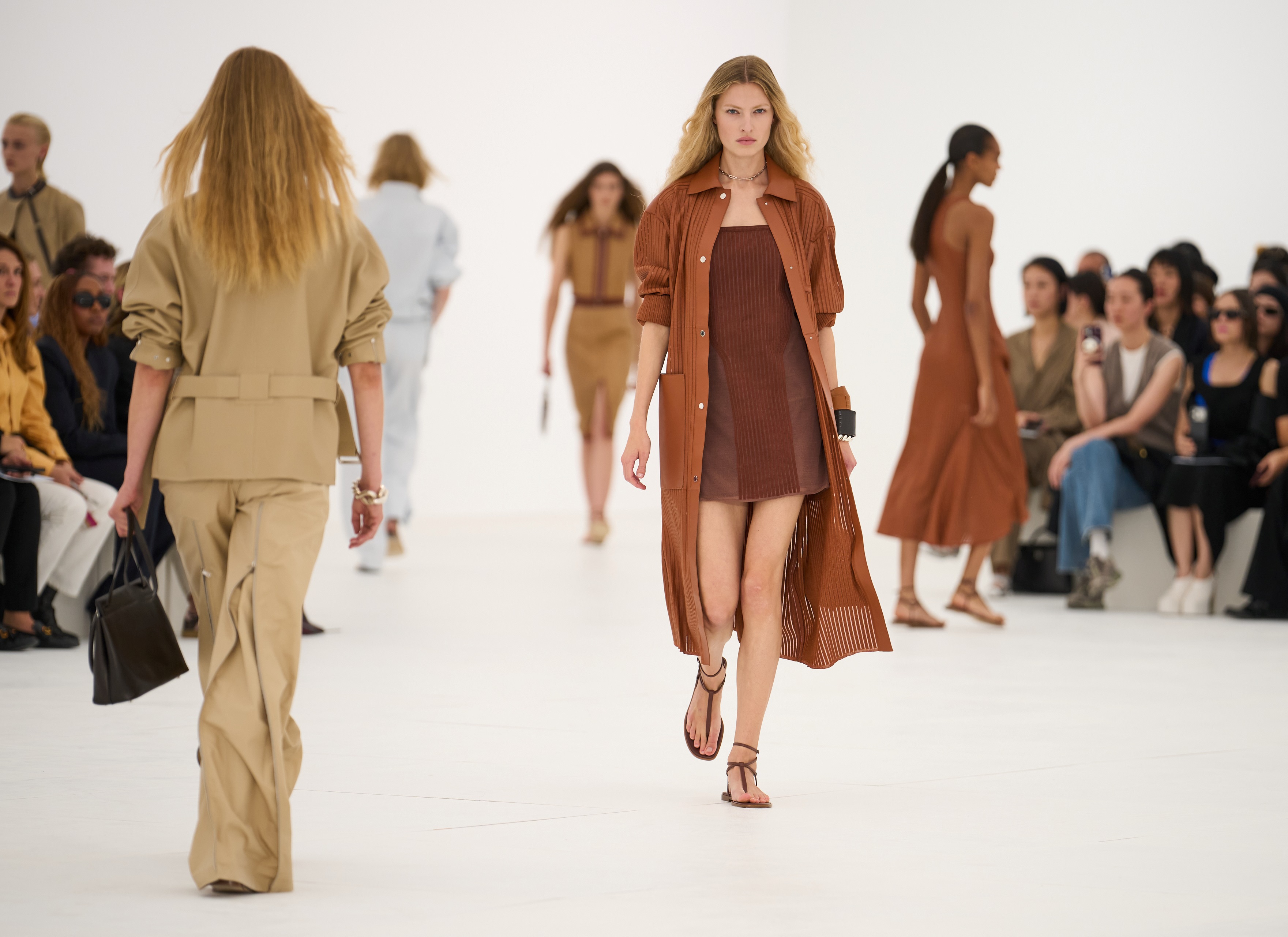 هيرميس Hermès ربيع وصيف 2027 -الصورة من Launchmetrics/Spotlight ©