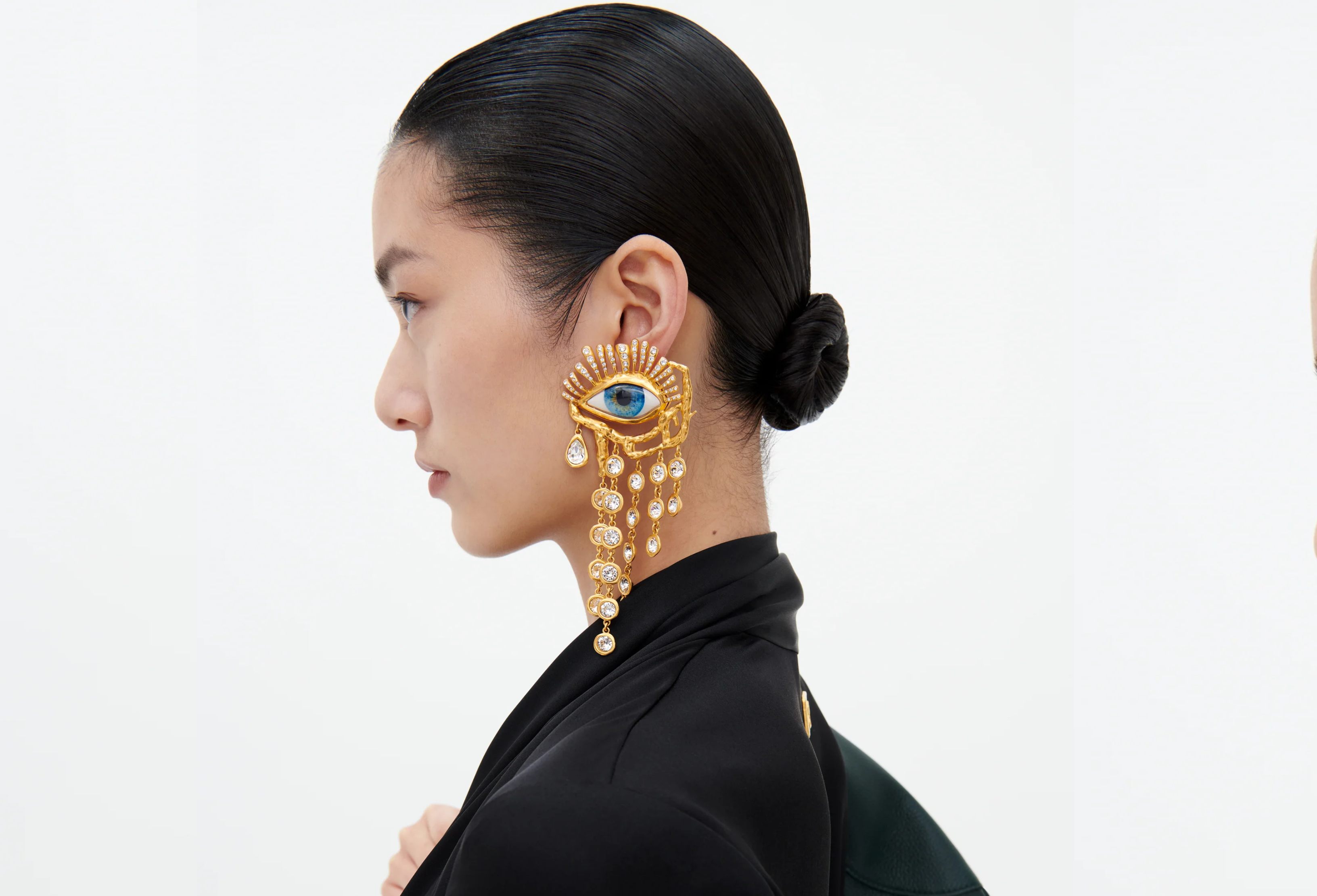 سكياباريللي  Schiaparelli - الصورة من العلامة 