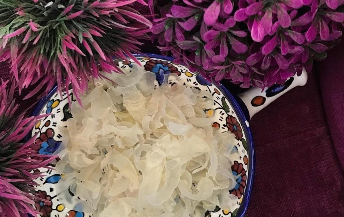 عشبة الكثيرة