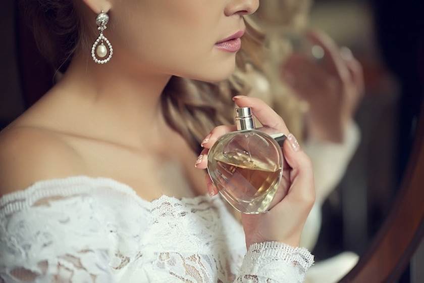 العطر المناسب وفق الأبراج