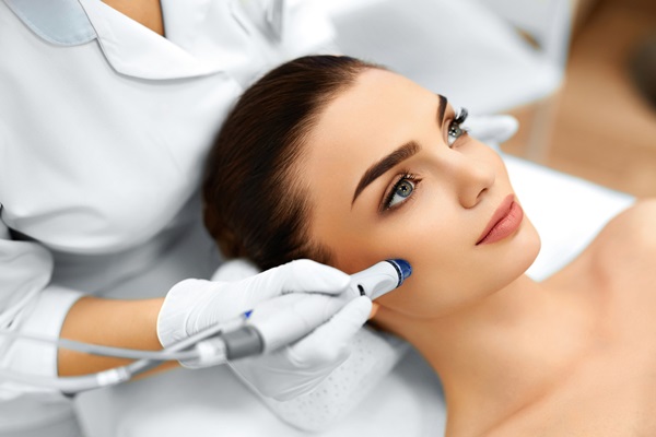 أحدث تقنيات  التجميل لعام 2019