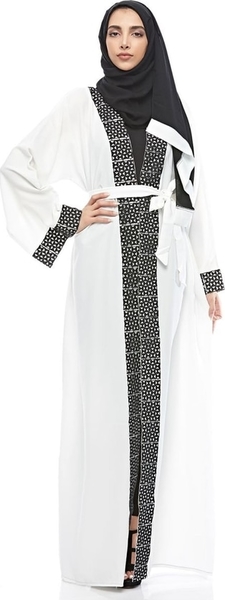 عبايات ملونة للجامعة