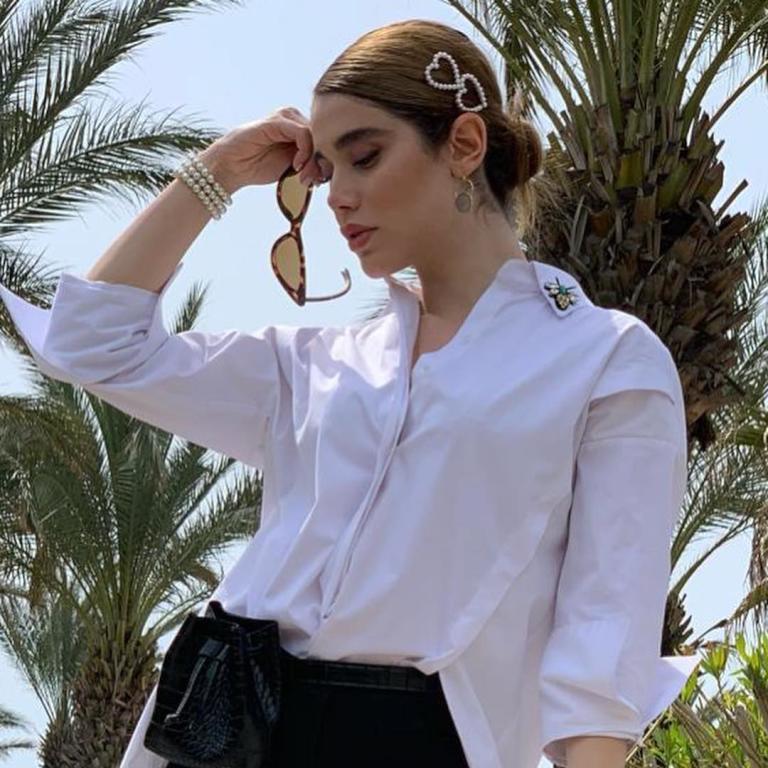 تسريحات للشعر المتوسط الطول