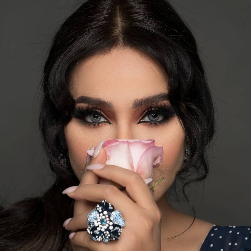 الجواهر الكبيرة