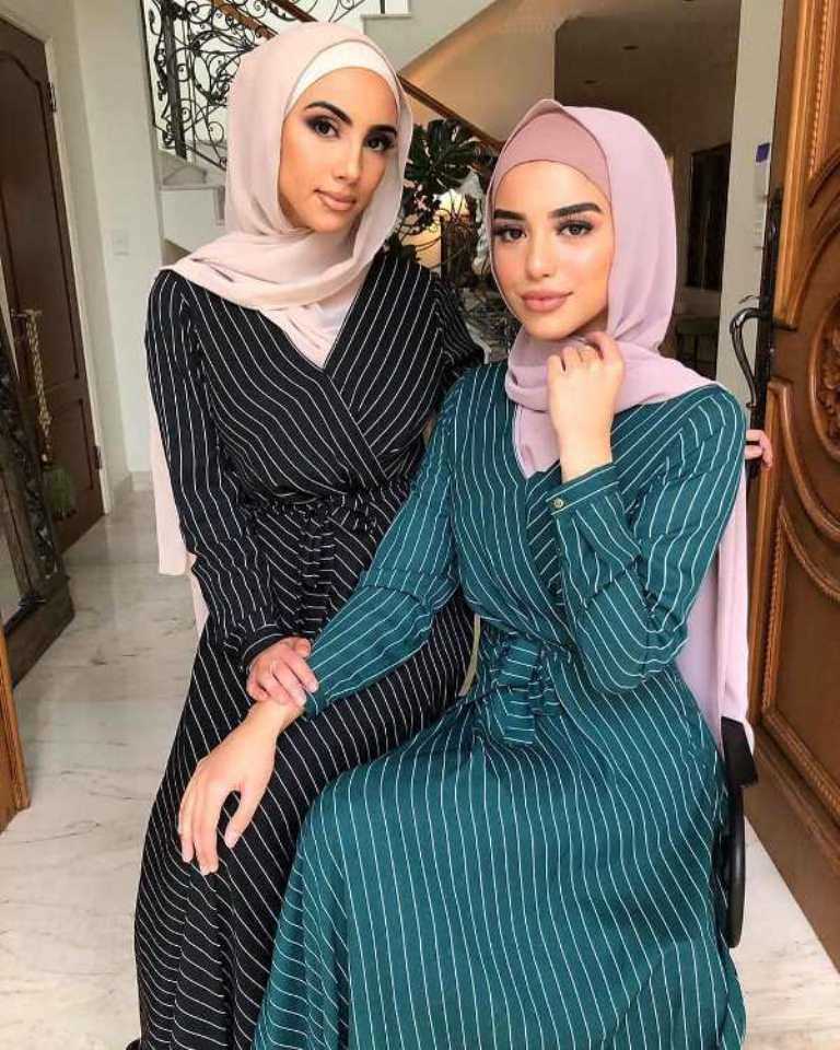 السكارف الزهري