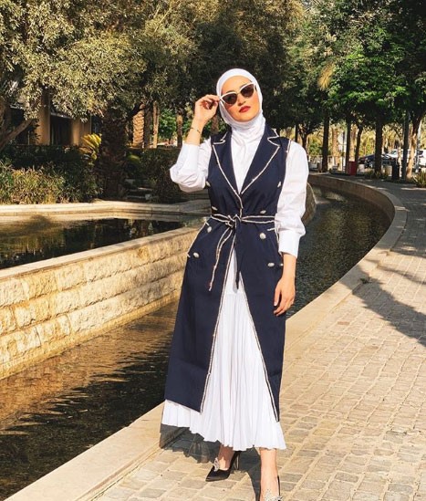 دلال الدوب