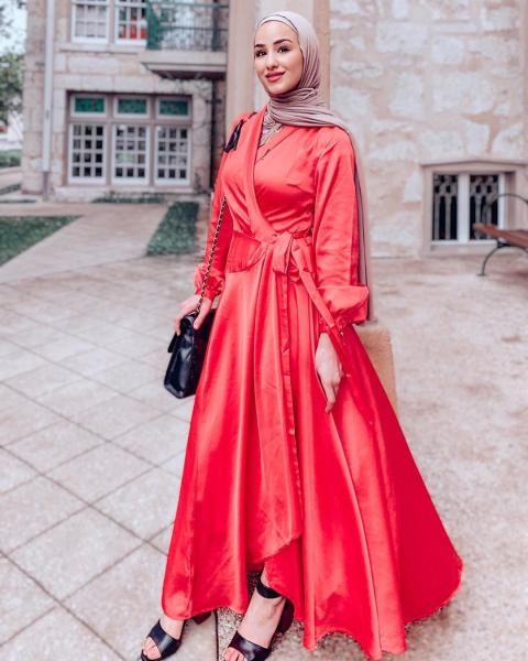 فستان wrap  للمحجبات