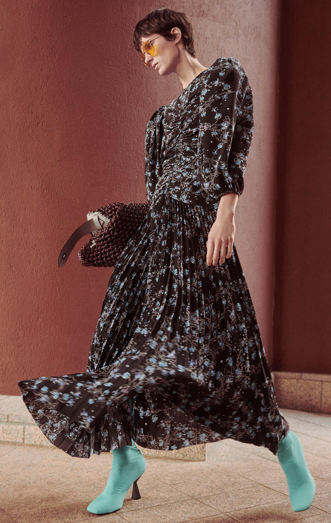GIVENCHY