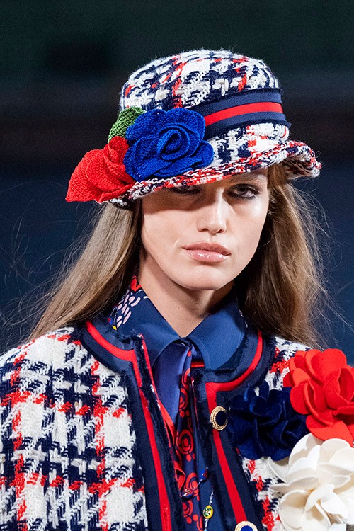 MARC JACOBS