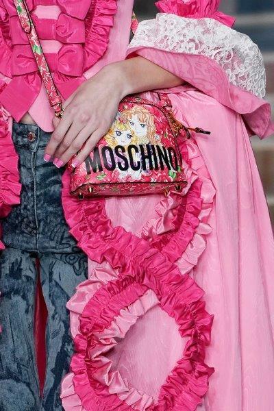 MOSCHINO