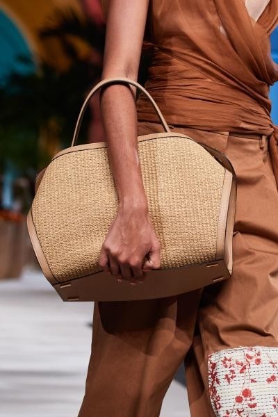 OSCAR DE LA RENTA