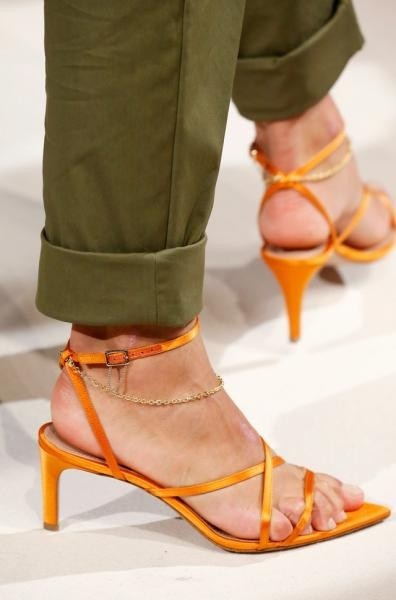 OSCAR DE LA RENTA