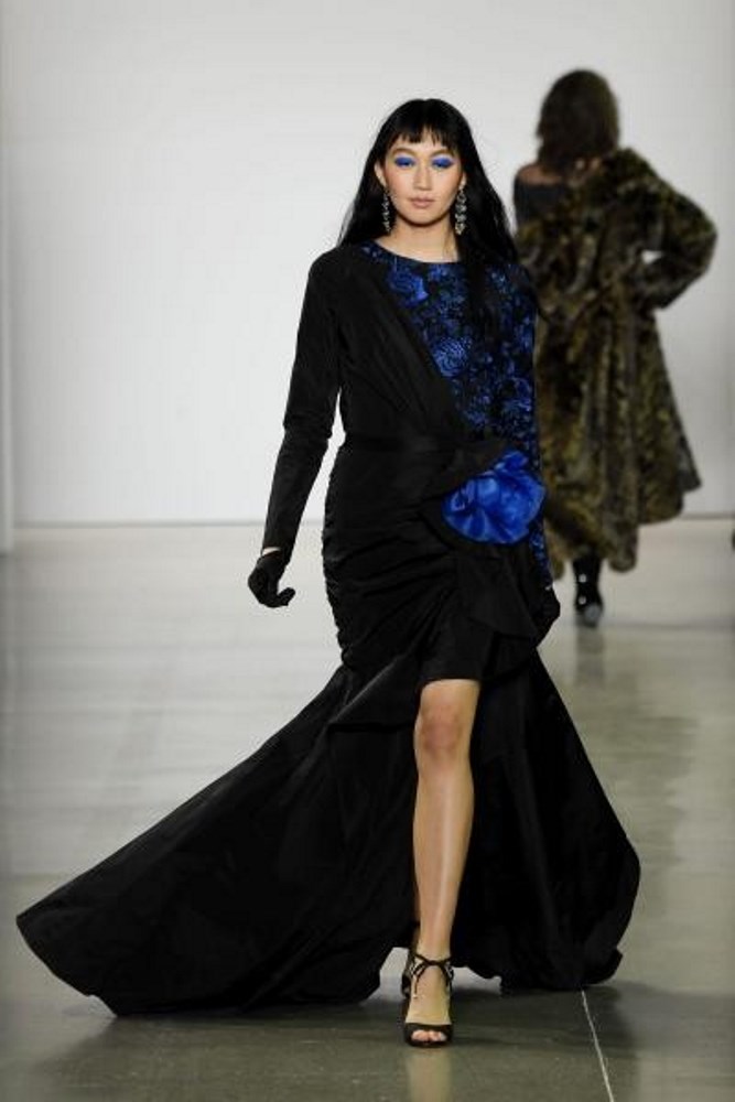 Tadashi Shoji