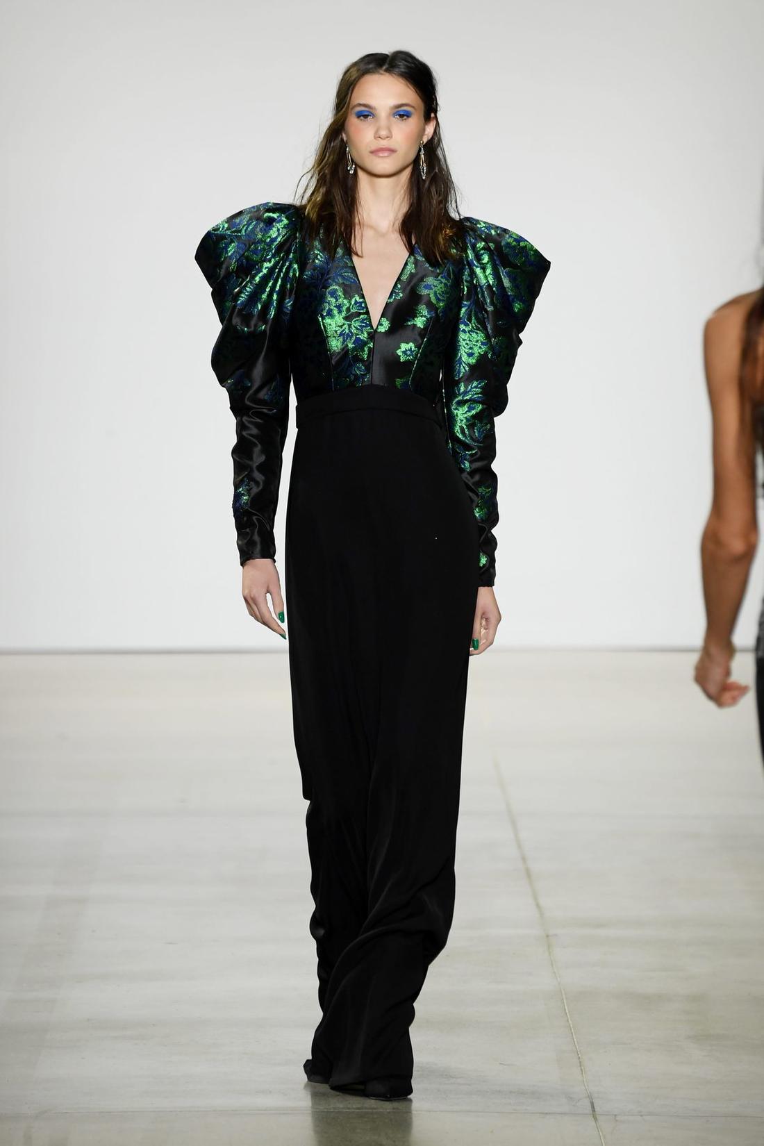 Tadashi Shoji