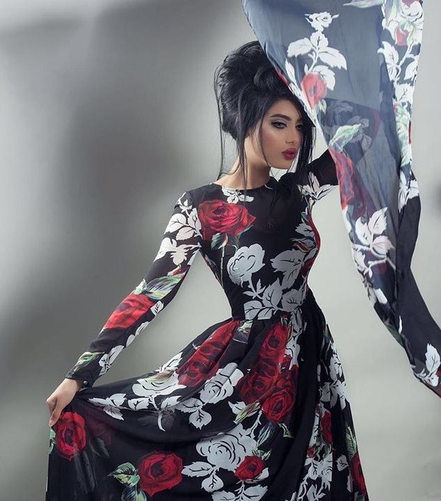 تسريحات الشعر المرفوع