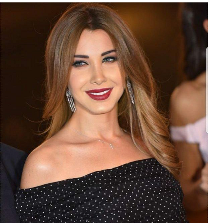 مكياج ناعم للعيون