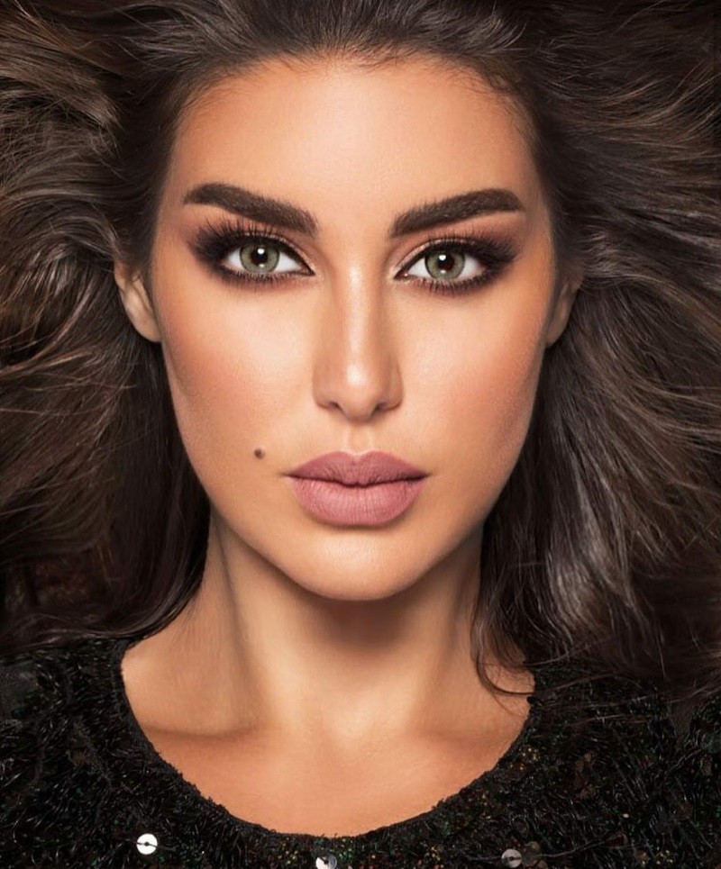 مكياج ياسمين صبري