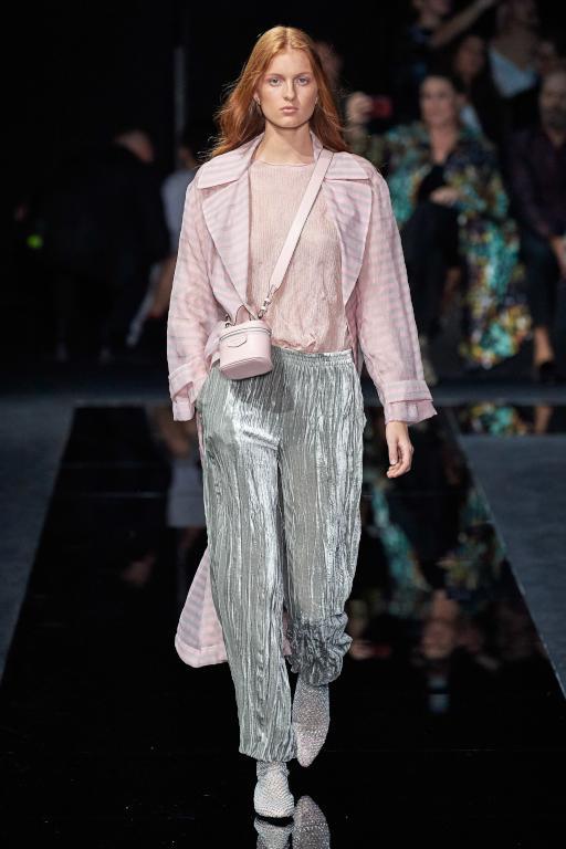 من عرض مجموعة Emporio Armani