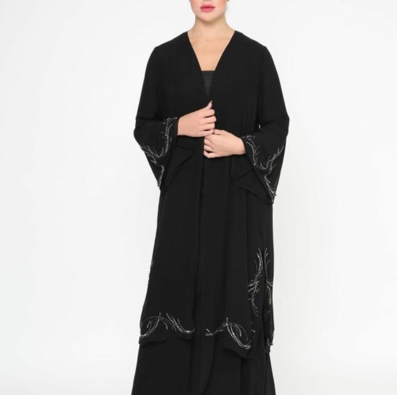 عباءة سوداء من Kanzi