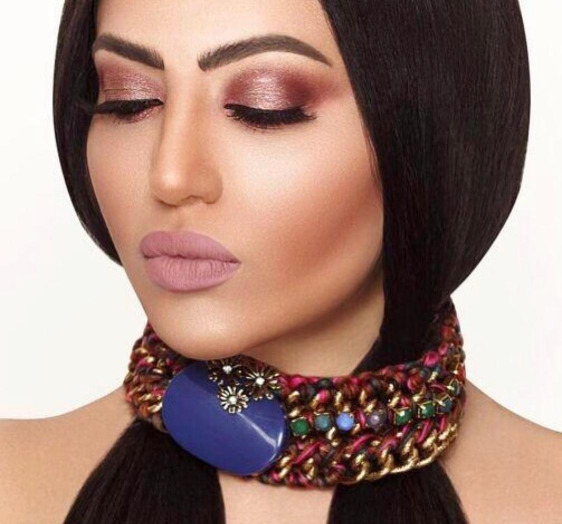 مكياج من وحي الفنانة فوز الشطي