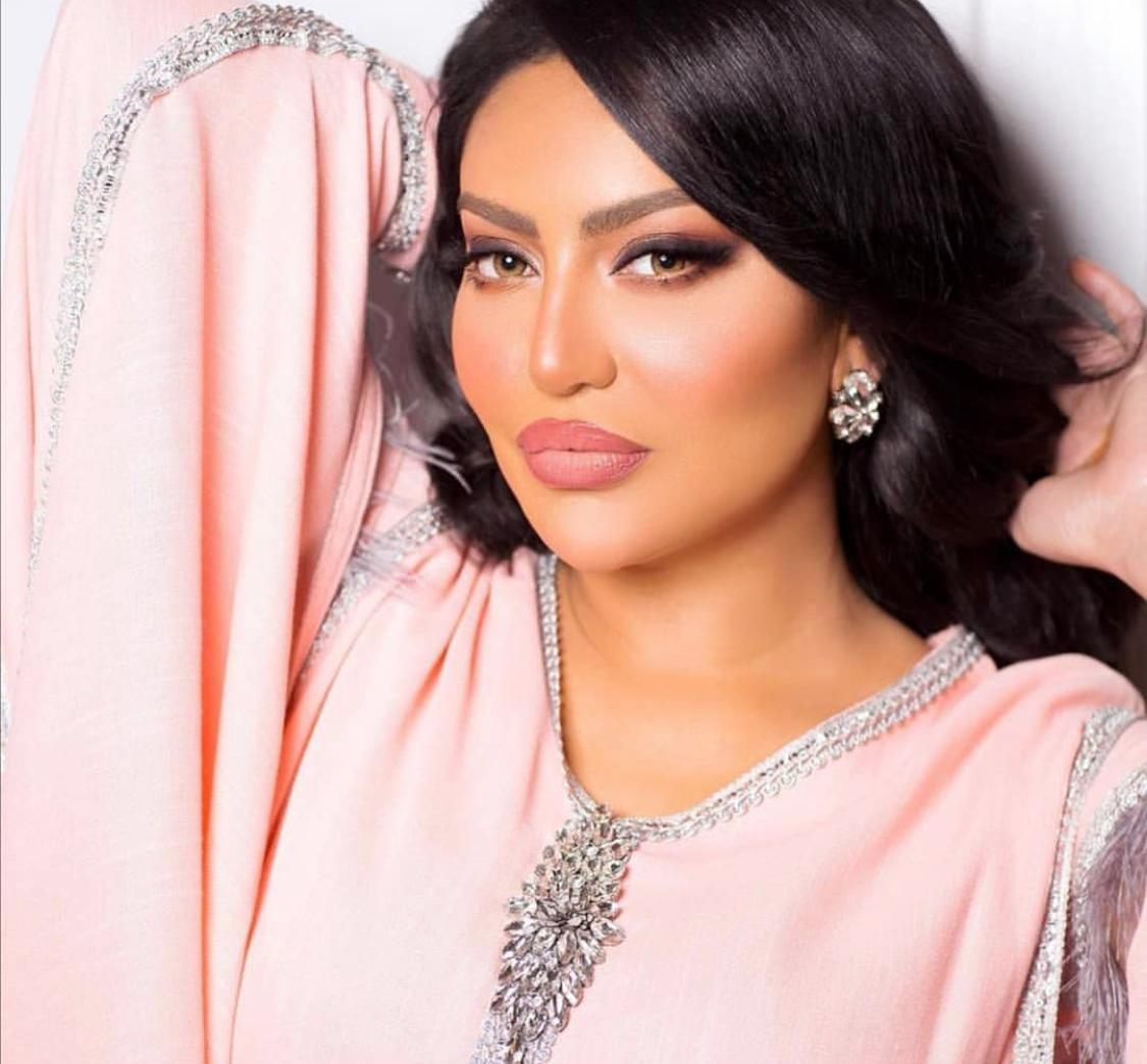 مكياج من وحي الفنانة فوز الشطي