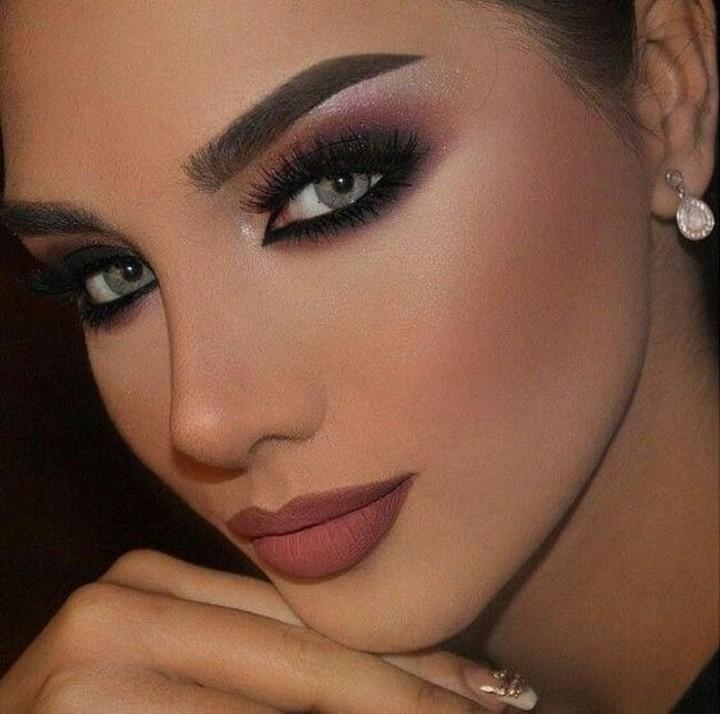 مكياج البشرة