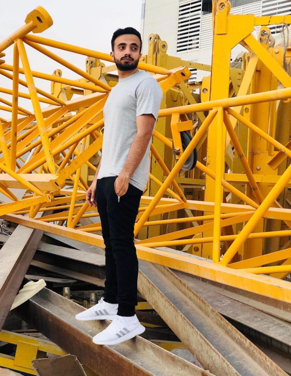 أزياء شبابية من وحي ثنيان خالد