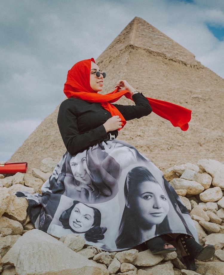 التنورة المنقوشة