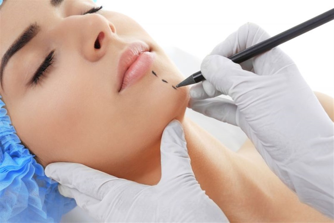 أنواع عمليات تجميل الوجه