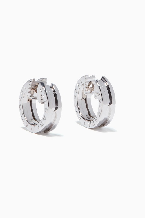 أقراط بلاتين ناعمة على الأذن من Bvlgari