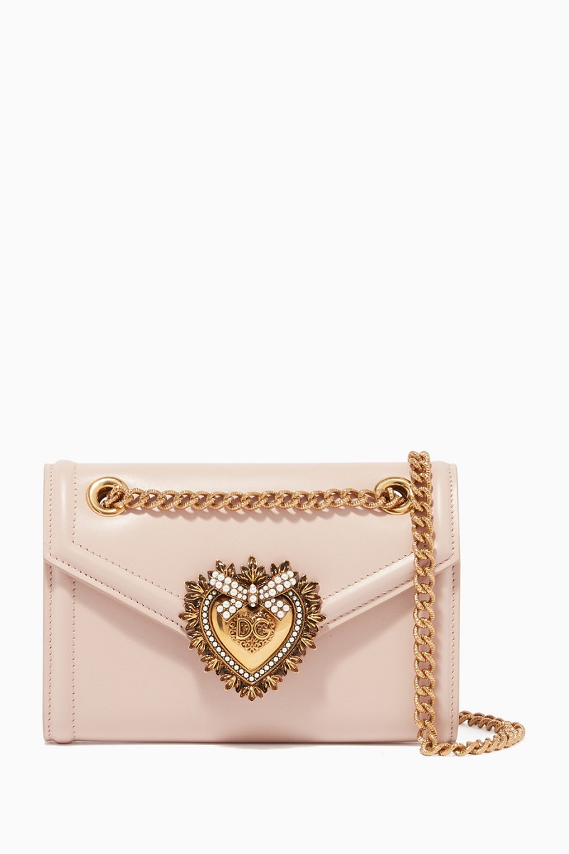 حقيبة يد مميزة وصغيرة الحجم من Dolce and Gabbana