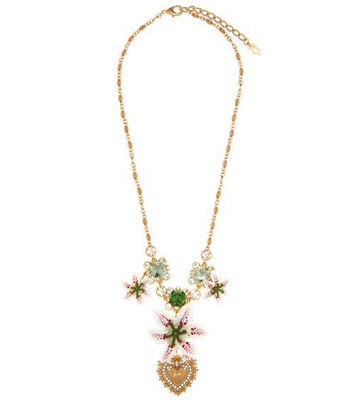 عقد مرصع بالأحجار الكريمة من Dolce and Gabbana