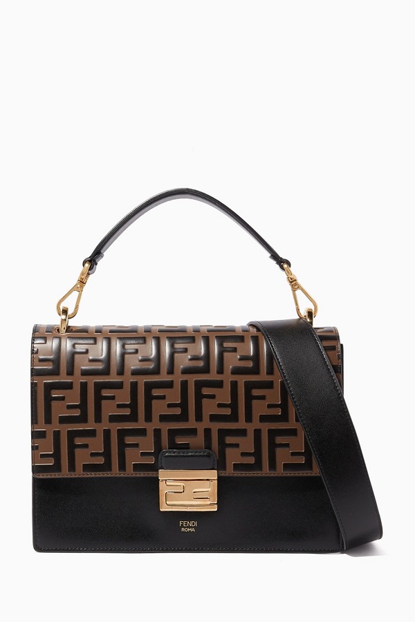 حقيبة بتصميم صندوق باللون البني الأنيق من Fendi