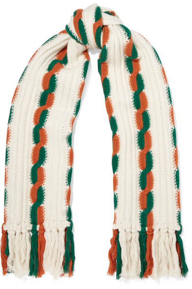 سكارف ملون ومميز من Gucci