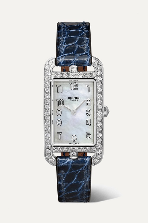 ساعة من الجلد باللون الكحلي من Hermès