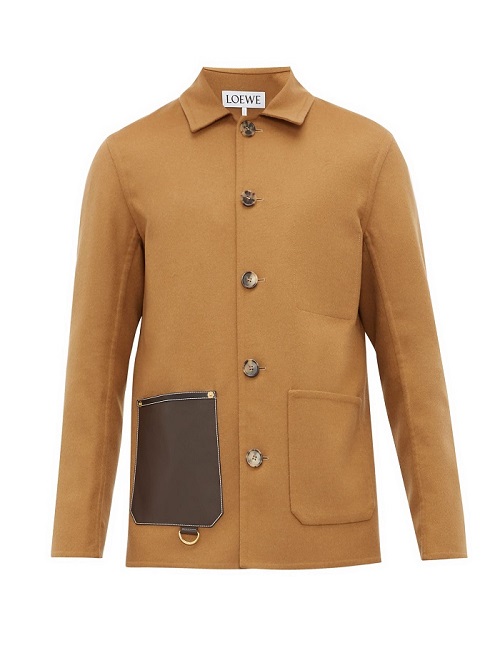 جاكيت خفيفة وقصيرة من Loewe