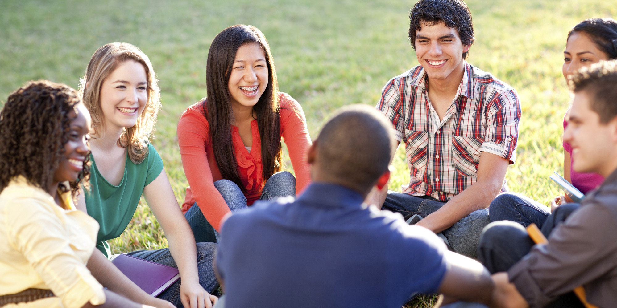 o-college-students-talking-facebook.jpg