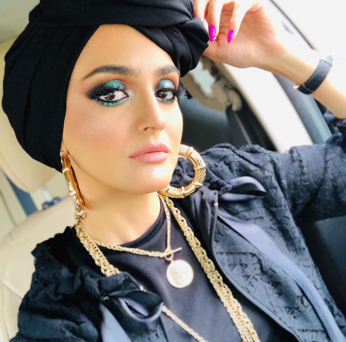 الأقراط الدائرية الضخمة