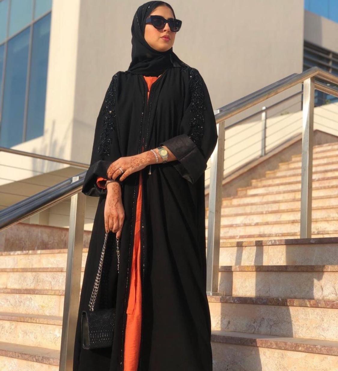 عبايات شبابية