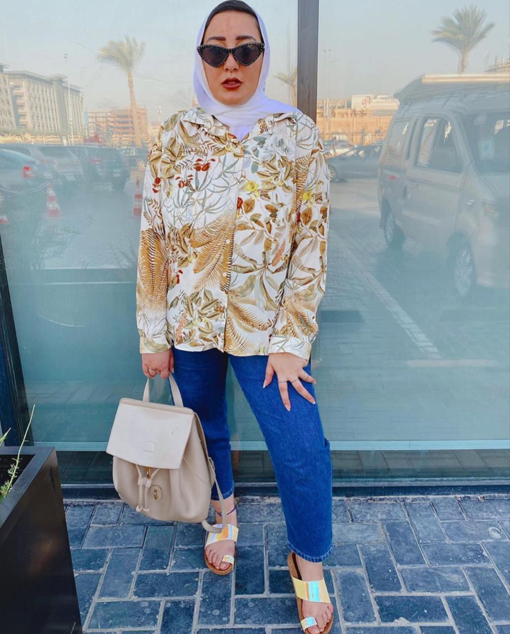 البلوزات الصيفية