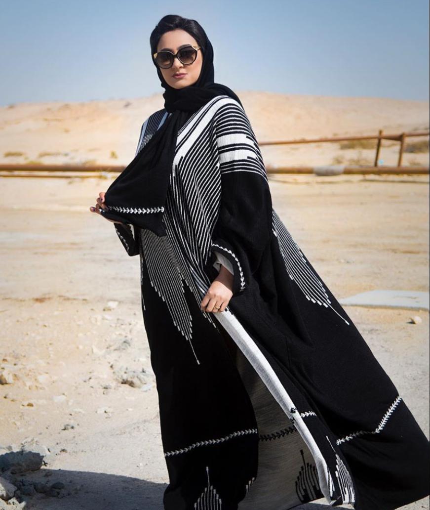 خيارات العبايات الخليجية