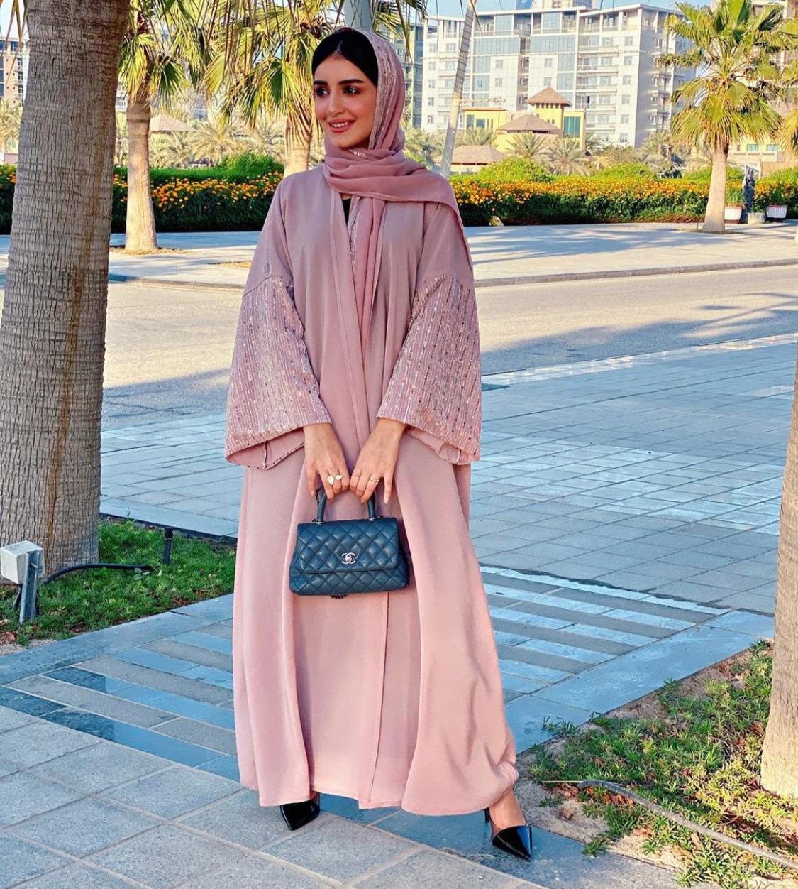 عبايات من خولة المراغي