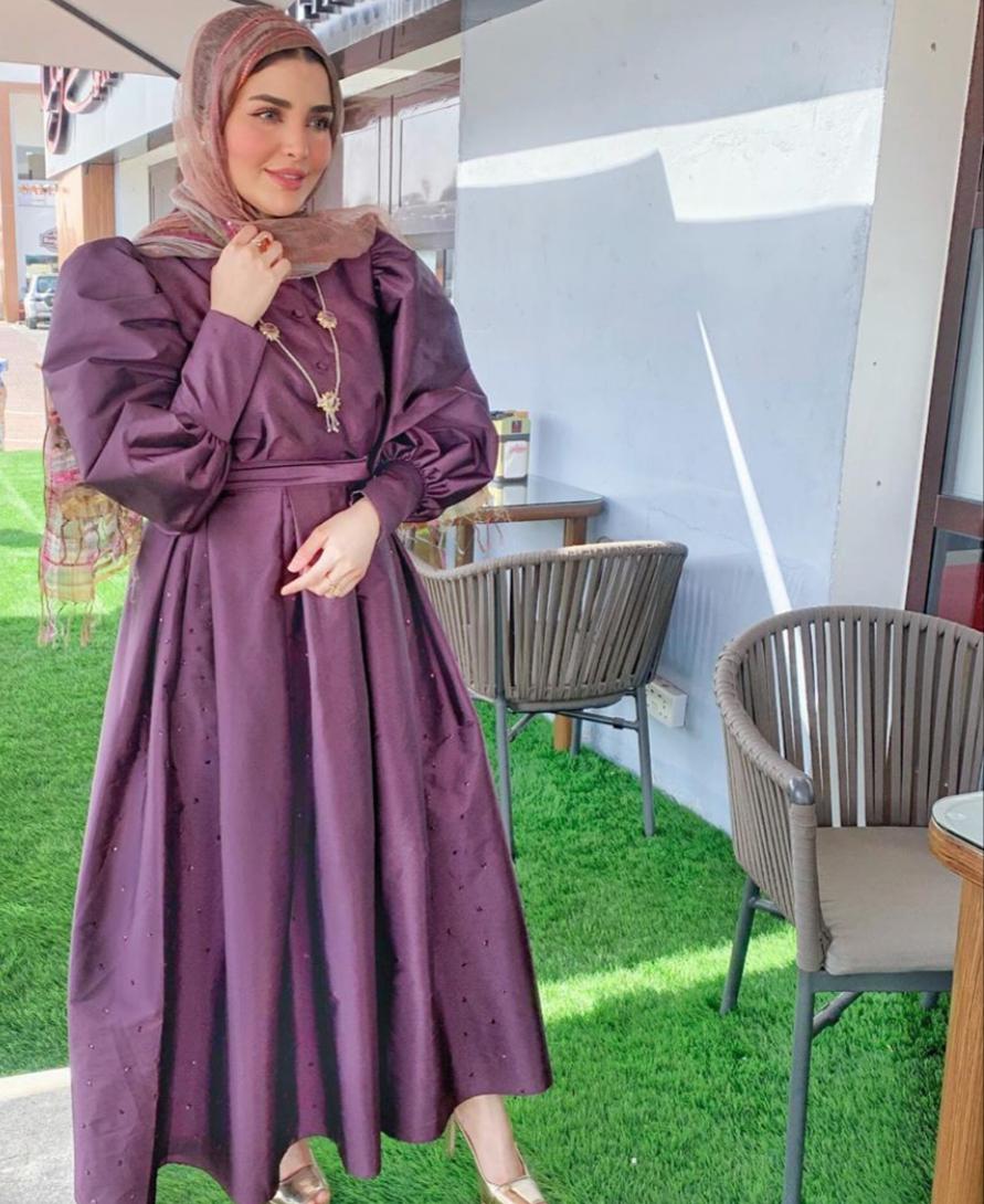 فساتين محتشمة