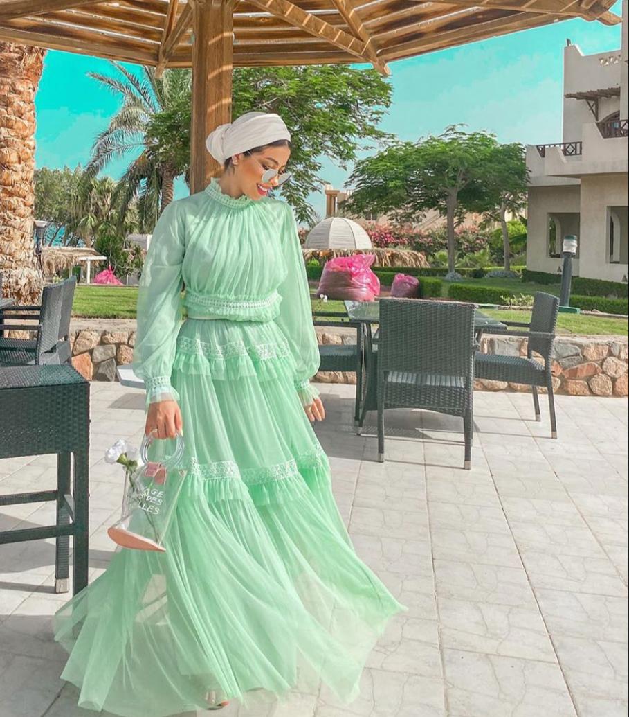 منة السني