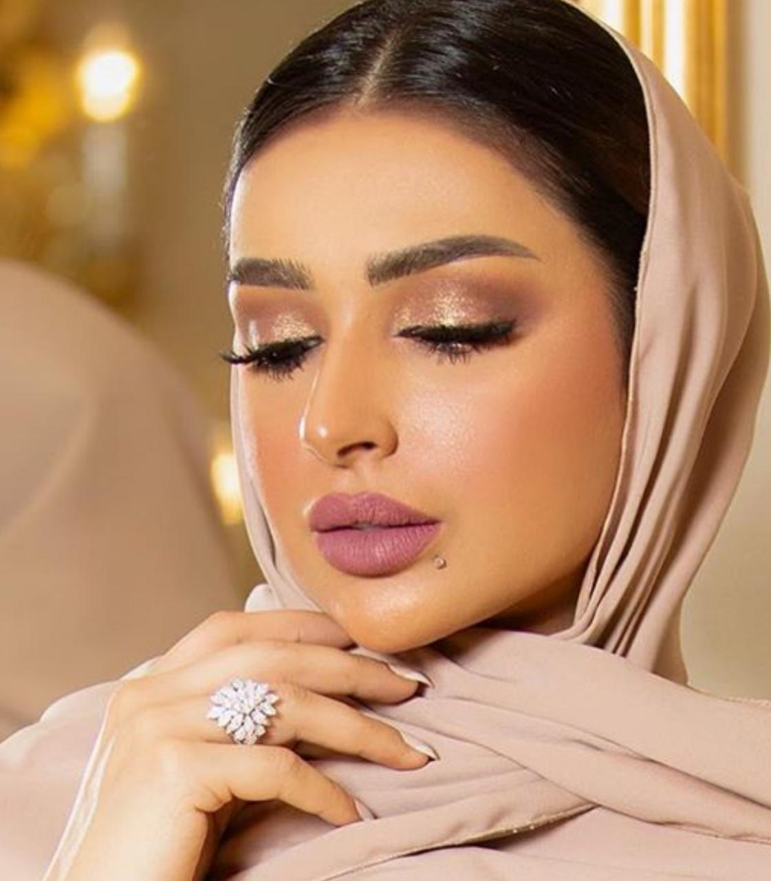 مكياج أمل الانصاري